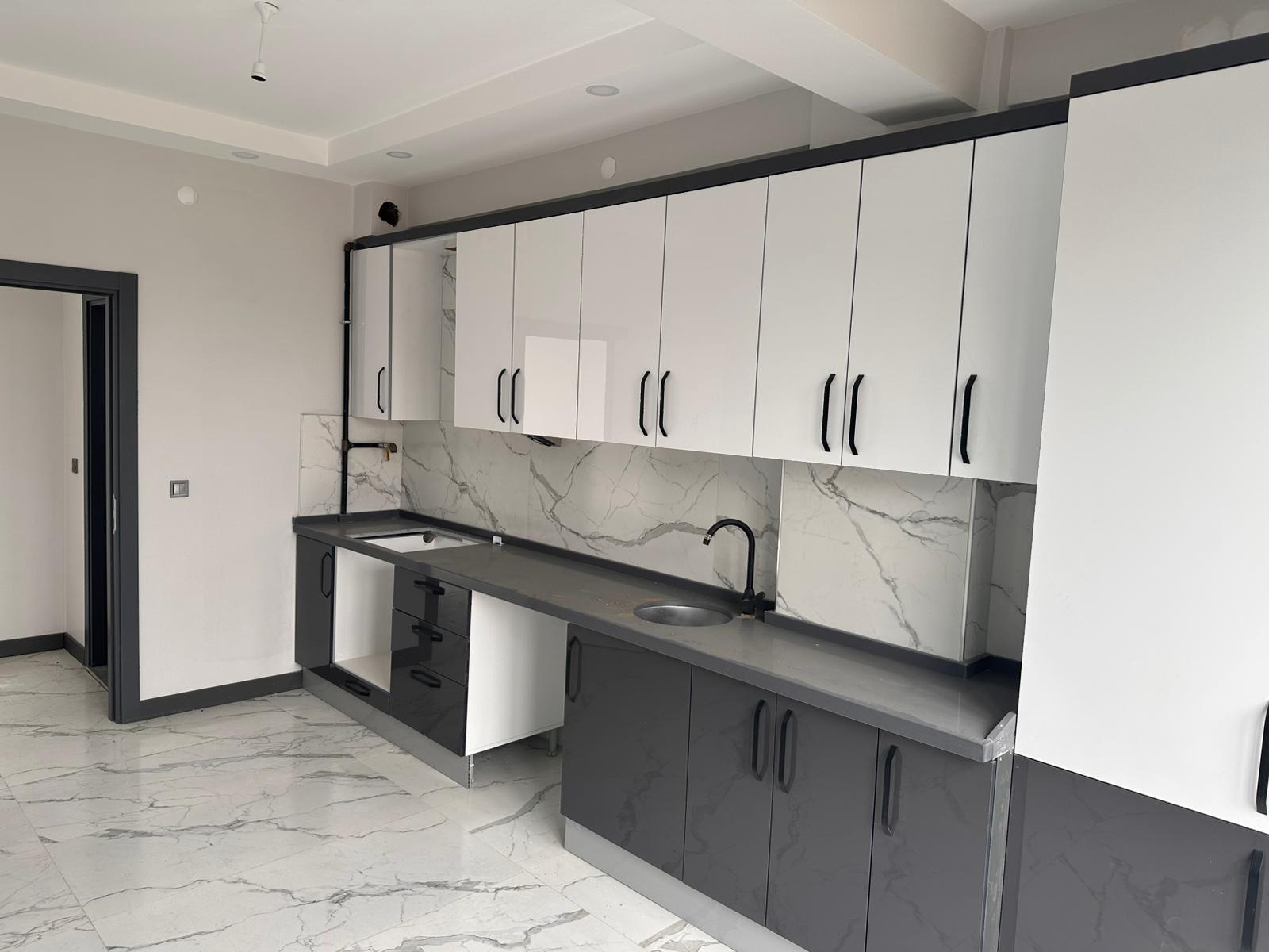 MABEL'DEN TEPEBAŞI / SAZOVA'DA SATILIK LÜKS VİLLALAR